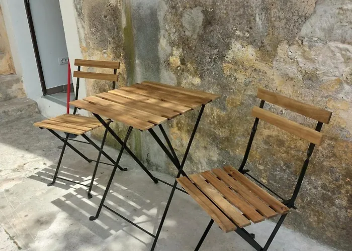 Karmen's One 아파트